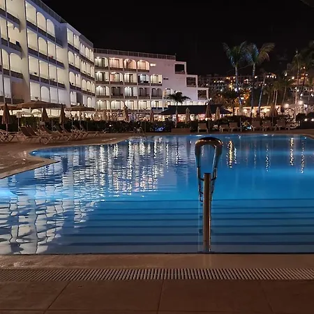Ocean Front With Heated Pool *