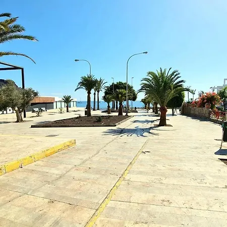 Oceanfront Deluxe-45m,heated Pools,2aircondition, 2tv-65