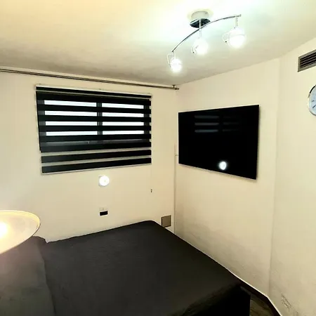 Apartment Oceanfront Deluxe 3 Cura-tauro-amadores, 2 Airconditioners, 2tv-65 Smart *