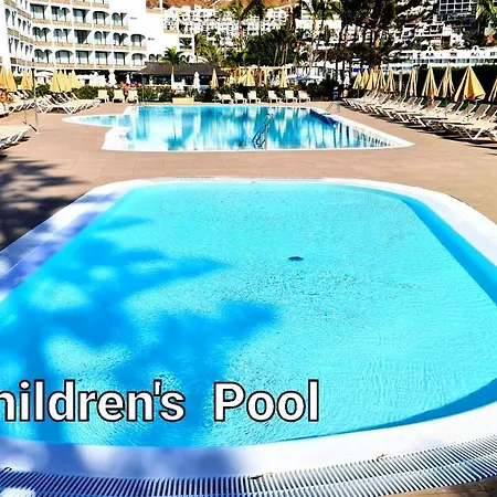 Apartment Oceanfront Deluxe 3 Cura-tauro-amadores, 2 Airconditioners, 2tv-65 Smart *