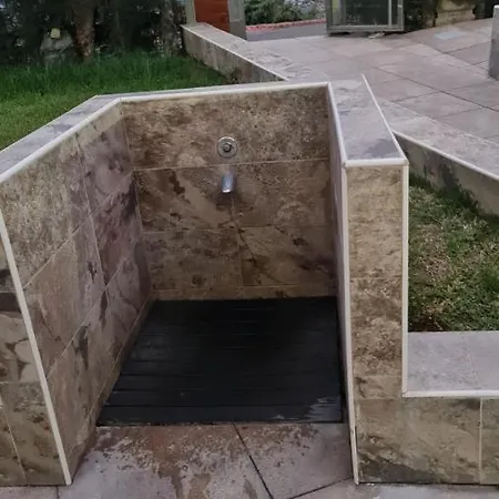 Apartment Oceanfront Deluxe-45m,heated Pools,2aircondition, 2tv-65