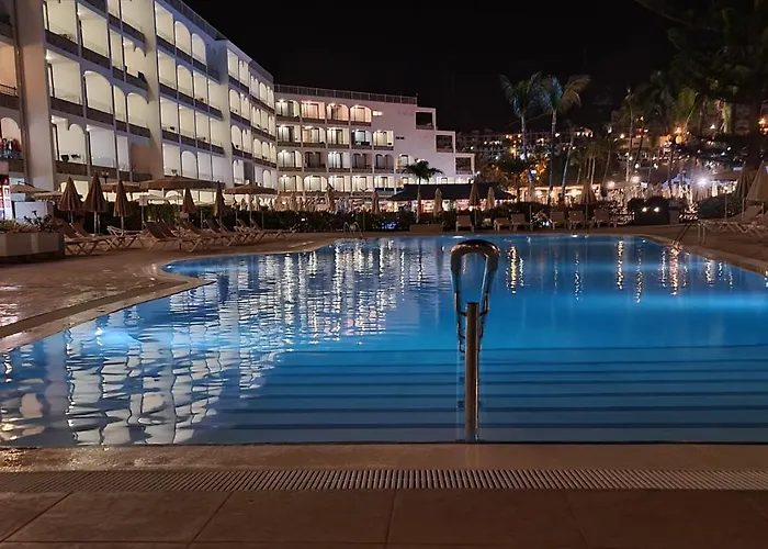 Oceanfront Deluxe-45m,heated Pools,2aircondition, 2tv-65