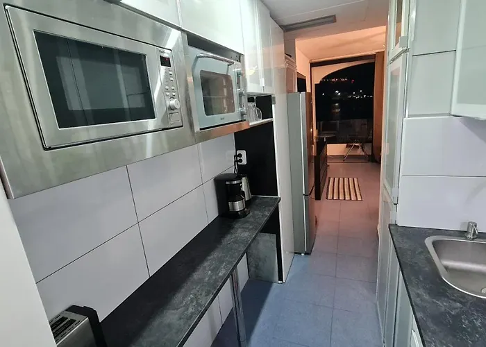 Oceanfront Deluxe-45m,heated Pools,2aircondition, 2tv-65