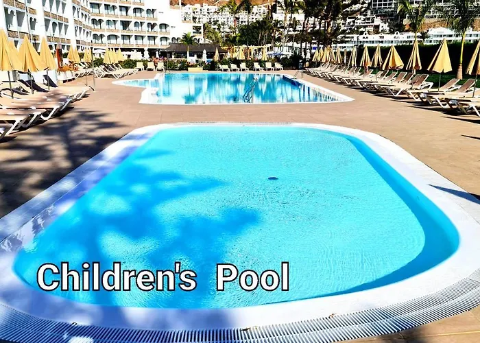 דירה Oceanfront Deluxe-45m,heated Pools,2aircondition, 2tv-65