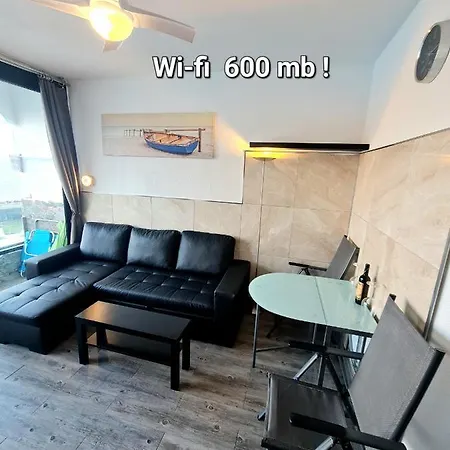 Ocean Front With Heated Pool 公寓